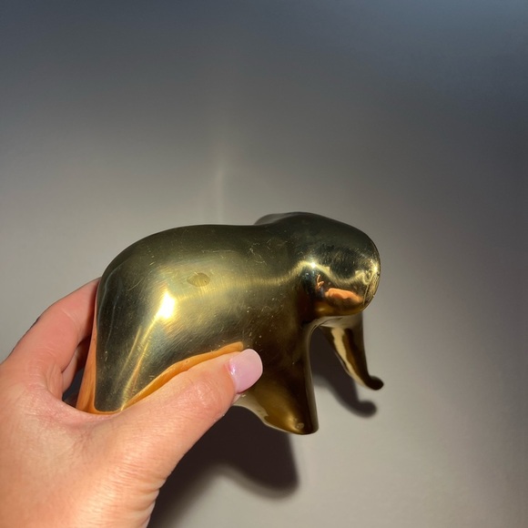 Brass very heavy elephant figurine, vintage with patina mid-century, modern - Picture 3 of 8